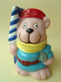 sk-r-601f_rubber_bear_pencil_sharpener