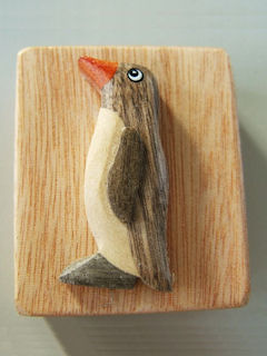 skw-0010_penguin_wooden_pencil_sharpener