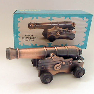 Old Time Naval Deck Cannon Die Cast Metal Collectible Pencil Sharpener 